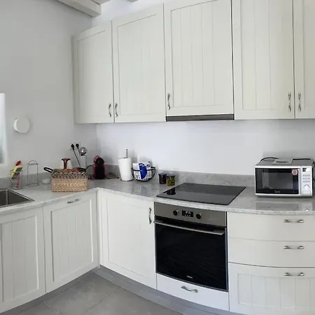 Dream 2, ολόκληρος χώρος με πισίνα *