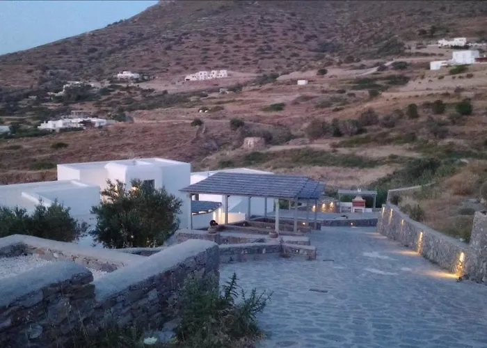 Dream 2, ολόκληρος χώρος με πισίνα * Parikia (Paros)