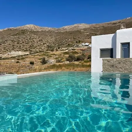 Dream 2, ολόκληρος χώρος με πισίνα